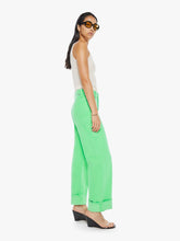 Load image into Gallery viewer, THE SMOOTHIE CARPENTER SNEAK