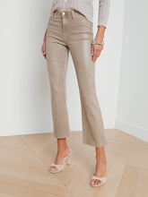 Load image into Gallery viewer, KENDRA HR CROP FLARE