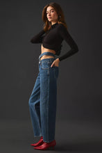 Load image into Gallery viewer, BROKEN WAISTBAND JEAN