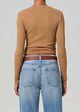 Load image into Gallery viewer, MARA U-NECK