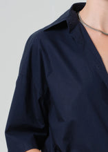Load image into Gallery viewer, FRANCES CROPPED CAPE BUTTON UP