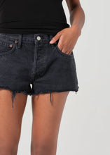 Load image into Gallery viewer, PARKER VINTAGE CUT-OFF SHORT