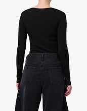 Load image into Gallery viewer, RUMI SCOOP NECK