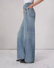 Load image into Gallery viewer, FEATHERWEIGHT SOFIE WIDE-LEG JEAN