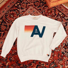 Load image into Gallery viewer, LOGO CREW SWEATSHIRT