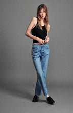 Load image into Gallery viewer, ATELIER LE JANE CROP