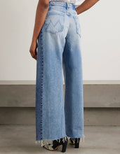 Load image into Gallery viewer, PIPE-DREAM BUTTON SNEAK FRAY