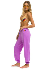 Load image into Gallery viewer, WOMENS LOGO SWEATPANTS