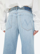 Load image into Gallery viewer, MID RISE RAMBLER ZIP ANKLE FRAY
