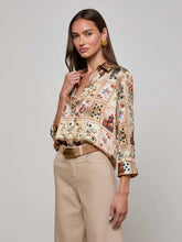 Load image into Gallery viewer, DANI 3/4 SLEEVE BLOUSE

