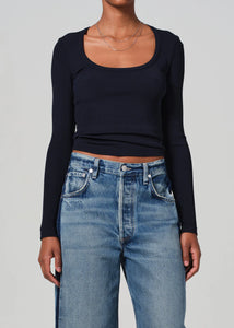 RUMI SCOOP NECK