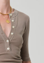 Load image into Gallery viewer, NALI SHORT SLEEVE HENLEY
