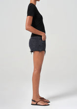 Load image into Gallery viewer, PARKER VINTAGE CUT-OFF SHORT
