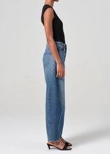 Load image into Gallery viewer, LUNA PIECED JEAN

