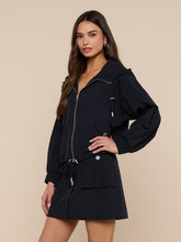 Load image into Gallery viewer, MIRO HOODED WINDBREAKER
