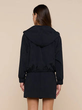 Load image into Gallery viewer, MIRO HOODED WINDBREAKER

