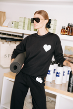 Load image into Gallery viewer, HEART SWEATSHIRT
